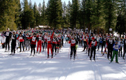 greatrace2010_wavefour-acms-skiers